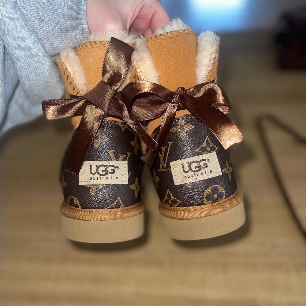 LV UGGS
